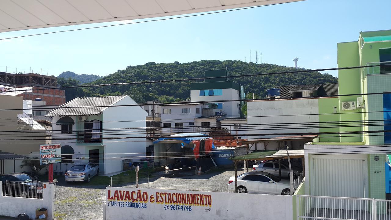Quitinete Balneario Apartamento *